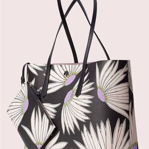 Kate Spade New York Tote—- Molly Falling Flower— EUC